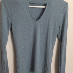 Aeropostale Keyhole Long-Sleeve